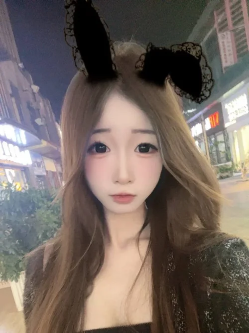 冰冰小野猫
